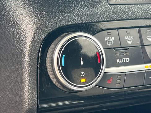 Used 2022 Ford Escape Titanium w/ Titanium Elite Package image 30