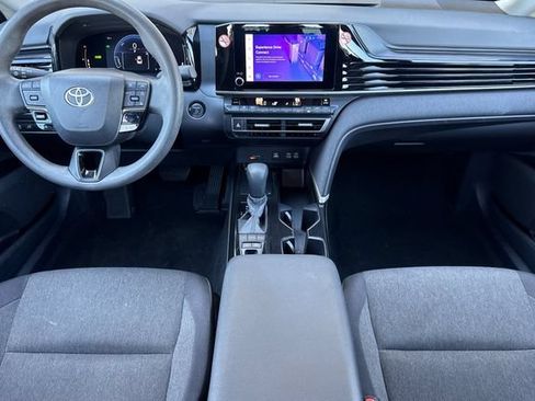 Used 2025 Toyota Camry LE FWD image 15