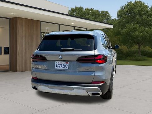 Certified 2024 BMW X5 sDrive40i w/ Premium Package RWD image 9