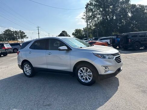 Used 2019 Chevrolet Equinox LT FWD image 12