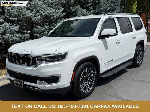 Used 2022 Jeep Wagoneer Series III w/ Rear Seat Video Group 1 AWD/4WD image 3