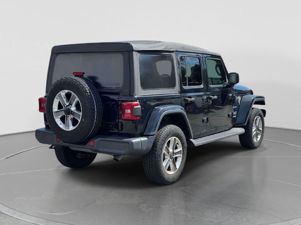 Used 2021 Jeep Wrangler Unlimited Sahara AWD/4WD image 7
