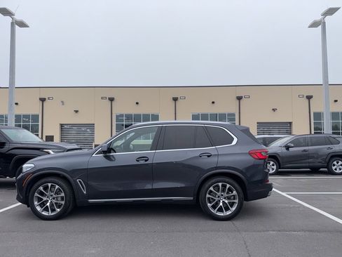 Used 2019 BMW X5 xDrive40i w/ Premium Package 2 image 4
