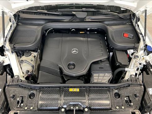 New 2026 Mercedes-Benz GLS 450 4MATIC image 16