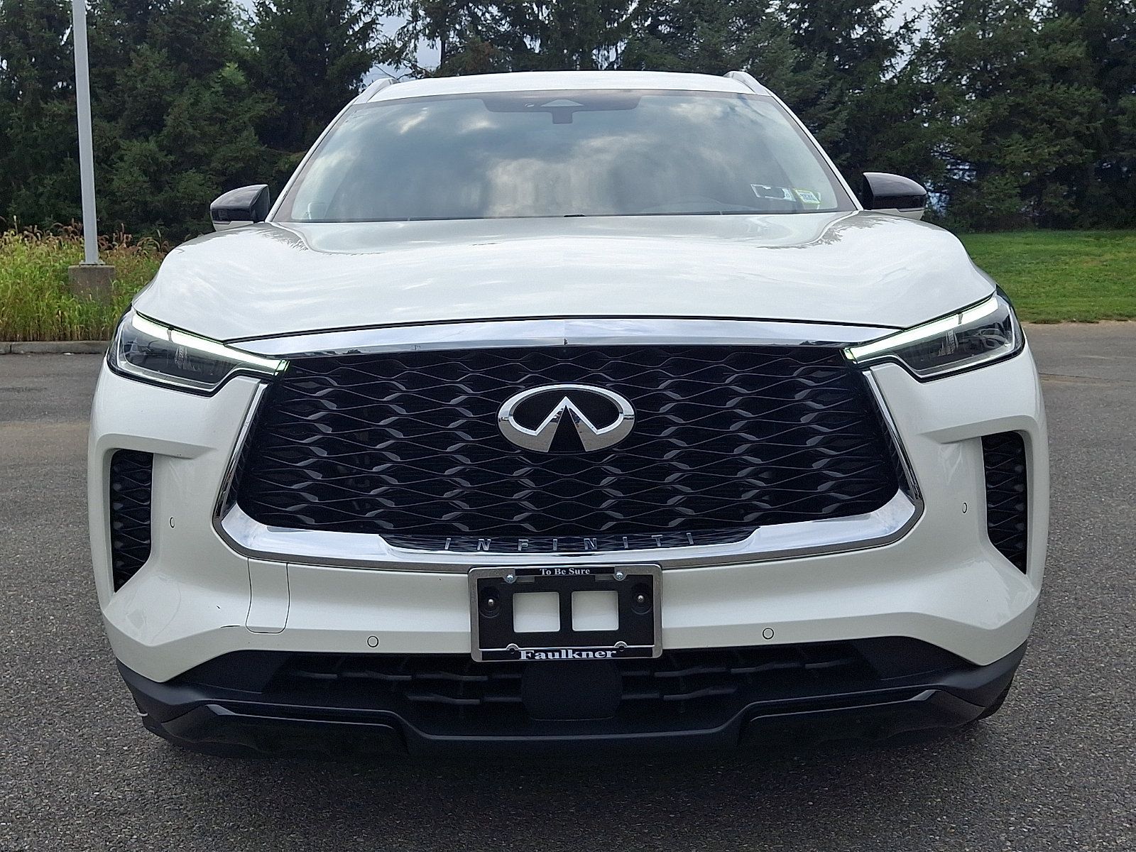 Certified 2023 INFINITI QX60 Luxe w/ Vision Package AWD/4WD image 3