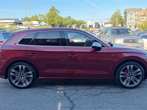 Used 2018 Audi SQ5 Prestige w/ Prestige Package AWD/4WD image 4