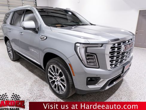 Used 2025 GMC Yukon Denali w/ Denali Reserve Package RWD image 6