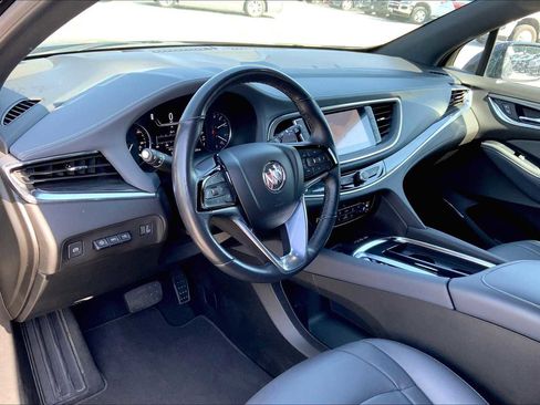 Used 2024 Buick Enclave Premium image 15