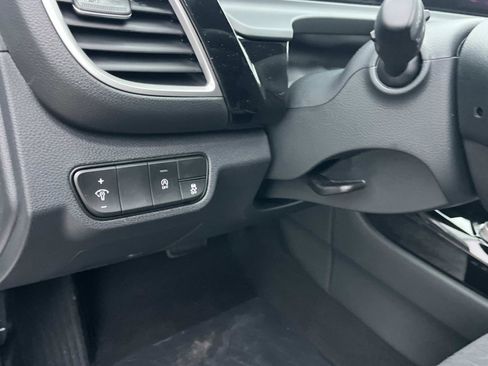 New 2026 Kia Seltos S image 18