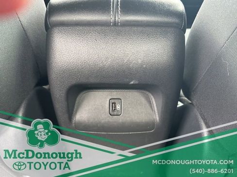 Used 2024 Nissan Sentra SV image 13