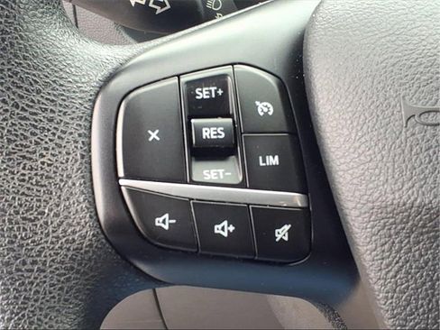 Used 2023 Ford Transit 350 XLT image 16