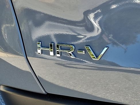 Certified 2025 Honda HR-V Sport image 29