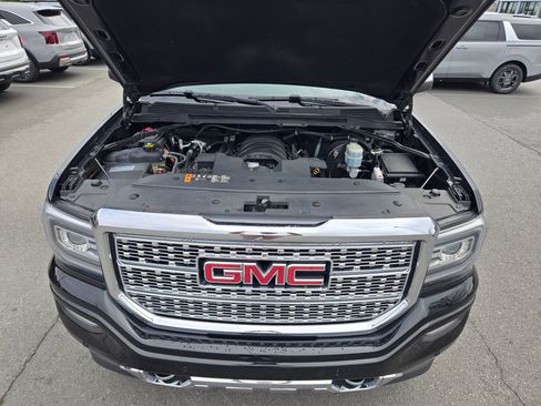 Used 2018 GMC Sierra 1500 Denali w/ Denali Ultimate Package image 19