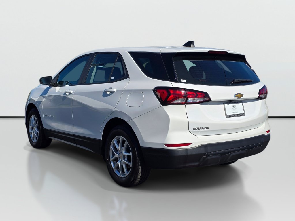 Used 2024 Chevrolet Equinox LS FWD image 5