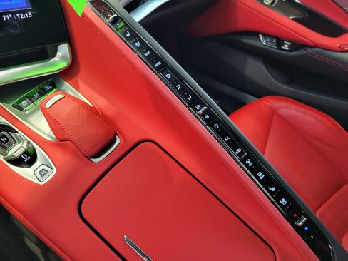 Used 2023 Chevrolet Corvette Stingray Preferred Cpe w/ Z51 Performance Package image 21