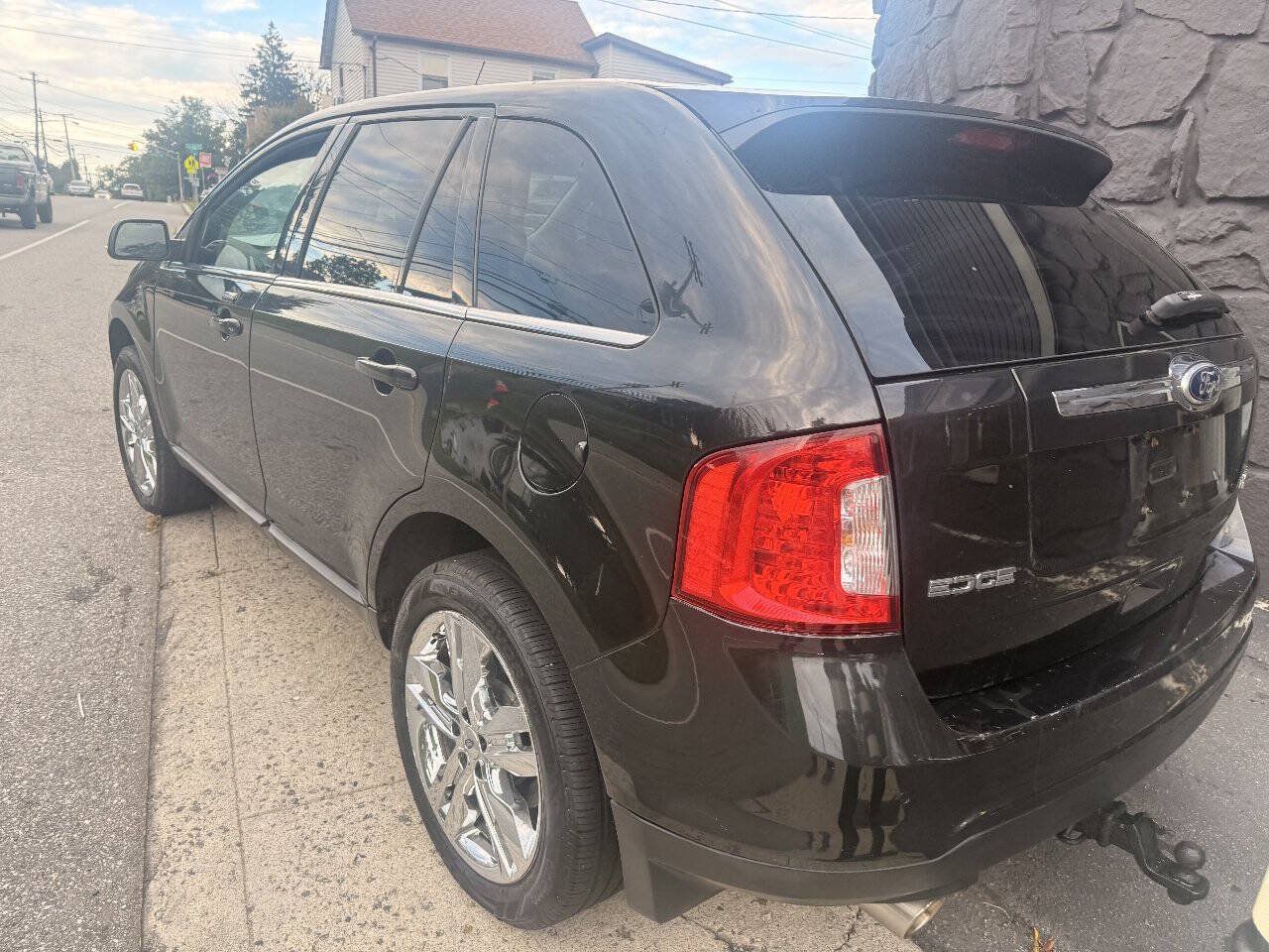 Used 2013 Ford Edge Limited AWD/4WD image 7