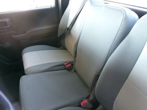 Used 2018 Chevrolet Silverado 1500 W/T w/ Chrome Bumper Package image 17