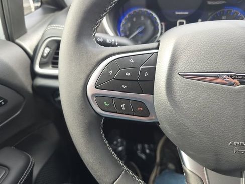 New 2026 Chrysler Pacifica Select image 13