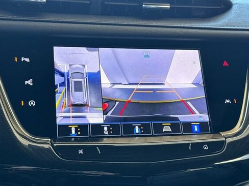 Certified 2024 Cadillac XT6 Sport w/ Technology Package AWD/4WD image 21