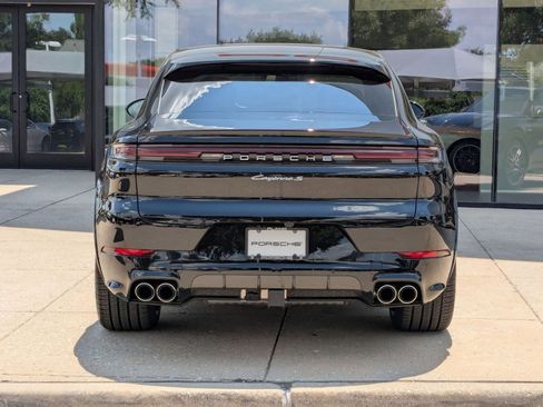 New 2025 Porsche Cayenne S image 10