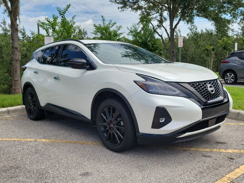 Certified 2023 Nissan Murano SV w/ SV Midnight Edition Package FWD image 2