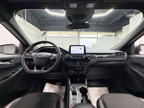 Used 2023 Ford Escape ST-Line image 13