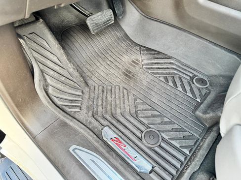 Used 2022 Chevrolet Silverado 1500 LT Trail Boss w/ Convenience Package II image 13