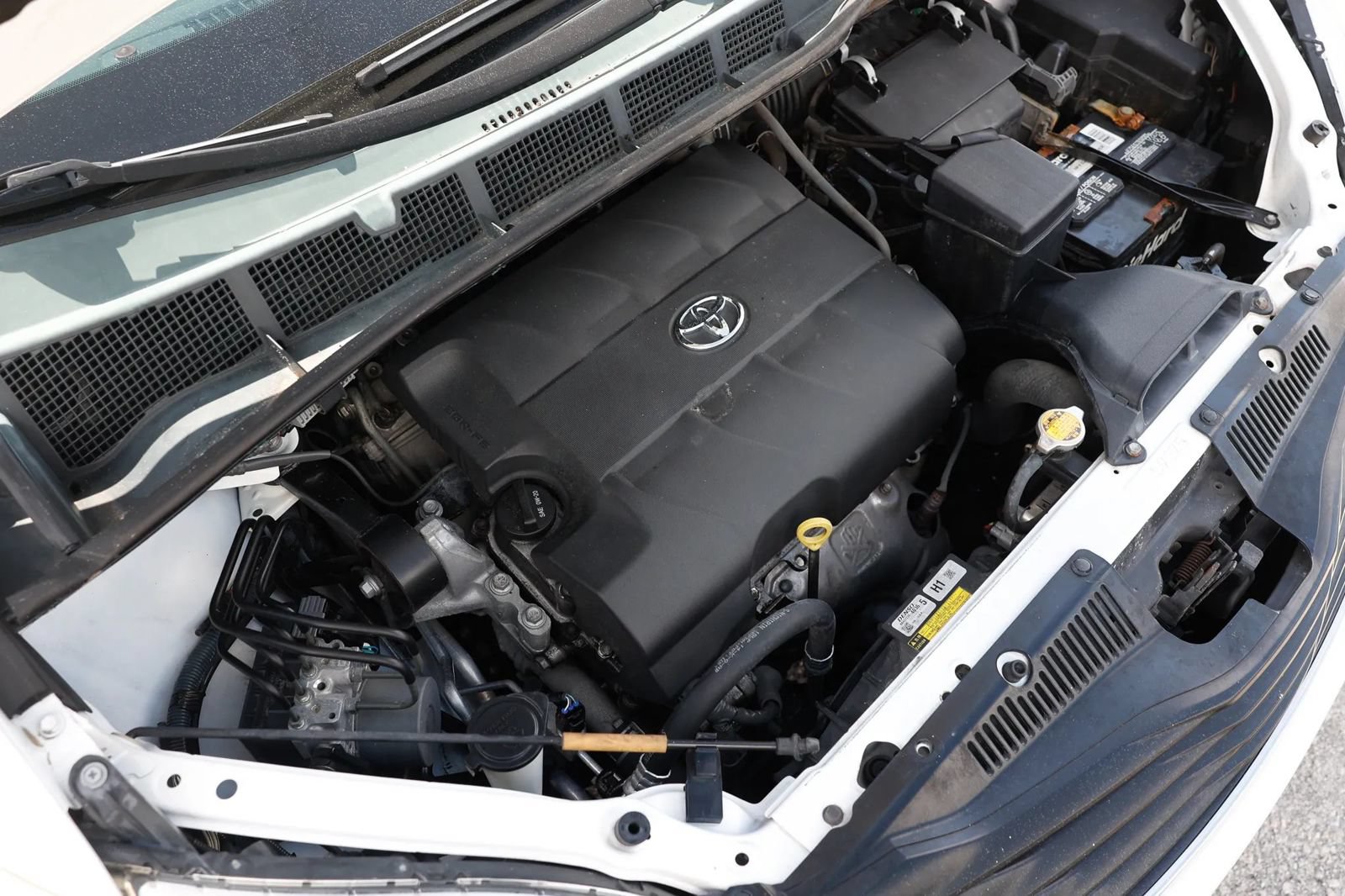 Used 2014 Toyota Sienna LE FWD image 46