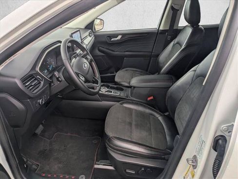 Used 2022 Ford Escape SEL AWD/4WD image 15