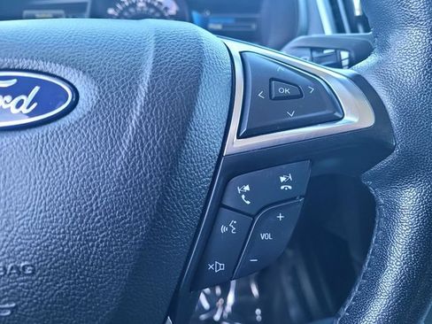 Certified 2022 Ford Edge SEL AWD/4WD image 17
