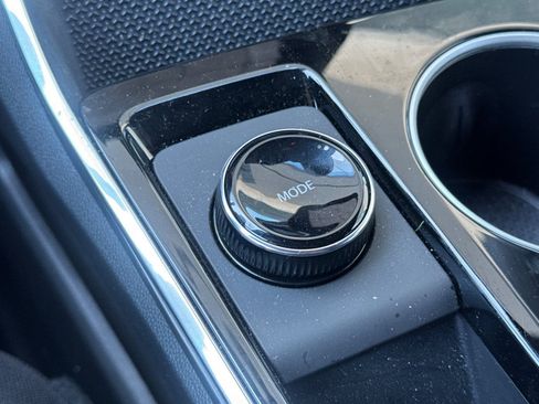 Used 2026 Chevrolet Equinox LT w/ Safety and Technology Package image 33