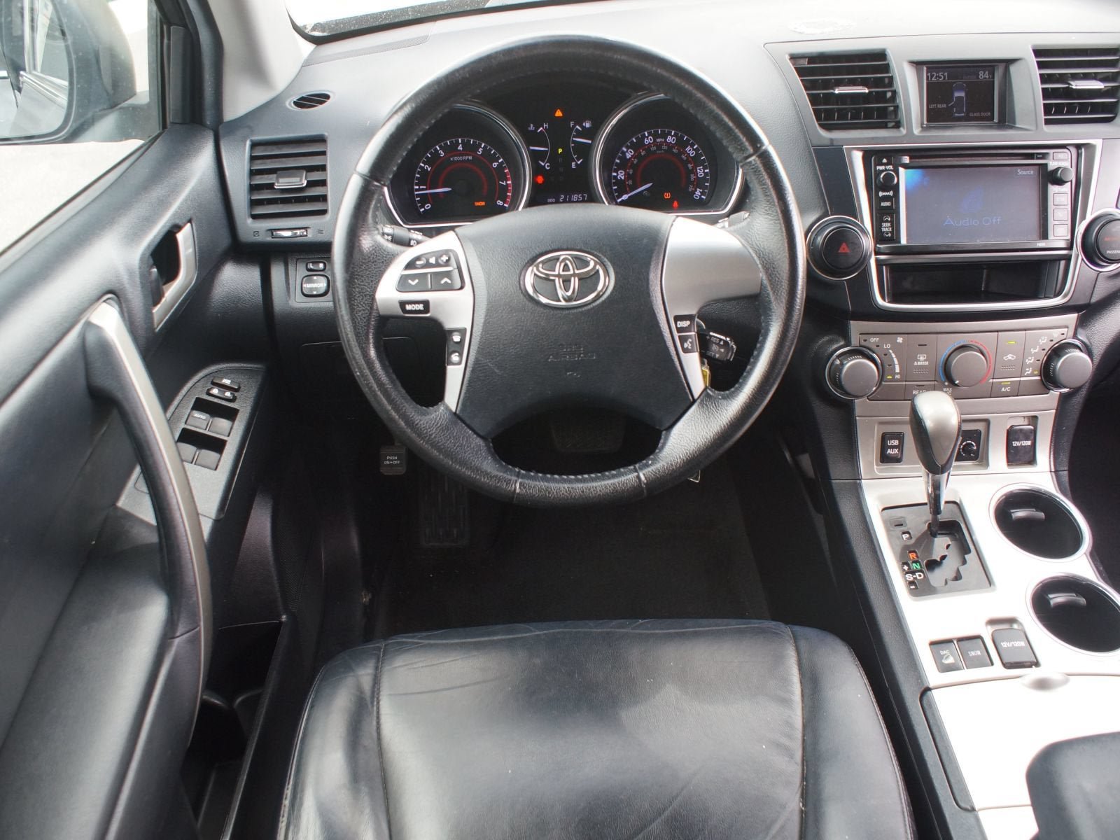 Used 2013 Toyota Highlander SE AWD/4WD image 5