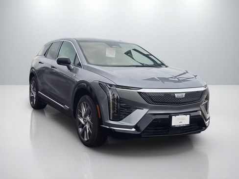 New 2026 Cadillac Optiq Luxury 1 RWD image 3