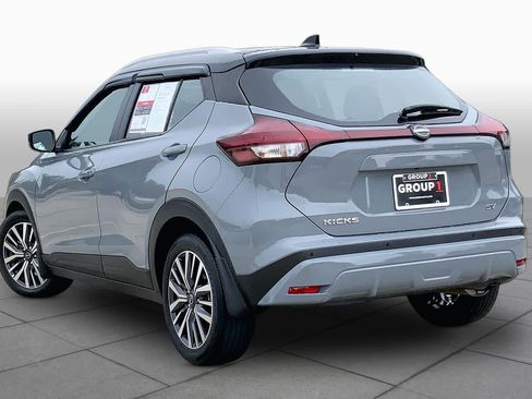 Used 2023 Nissan Kicks SV FWD image 12