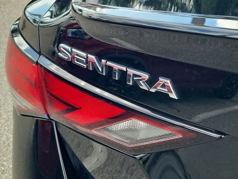 Used 2025 Nissan Sentra S FWD image 8