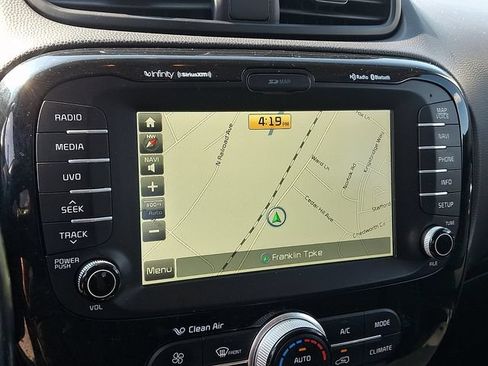 Used 2016 Kia Soul + w/ Audio Package FWD image 16