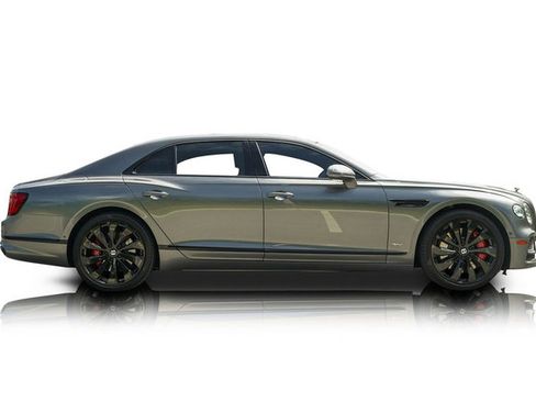 Used 2022 Bentley Flying Spur Plug-In Hybrid image 2