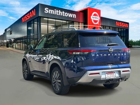 Certified 2025 Nissan Pathfinder SL w/ SL Premium Package image 7