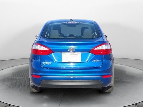 Used 2019 Ford Fiesta SE image 4