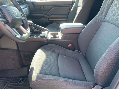Used 2025 Toyota 4Runner SR5 RWD image 12