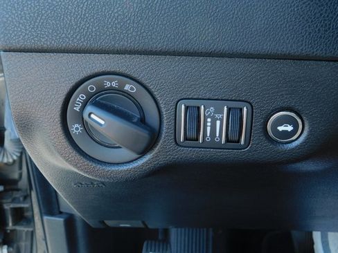 Used 2023 Dodge Charger SXT image 30