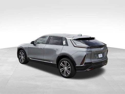 New 2026 Cadillac Lyriq Luxury image 3