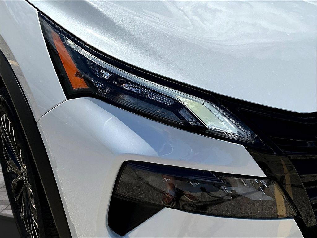 New 2026 Nissan Rogue Dark Armor AWD/4WD image 34