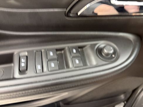 Used 2019 Buick Encore Preferred w/ Safety Package image 24