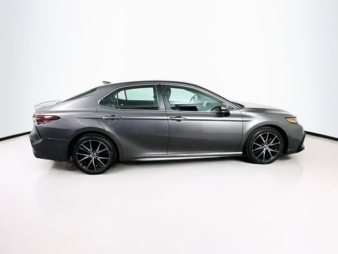 Used 2023 Toyota Camry SE w/ Cold Weather Package AWD/4WD image 8