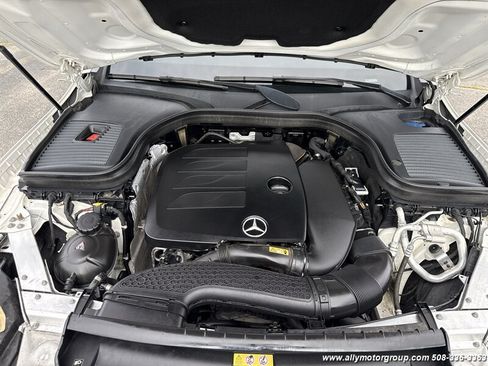 Used 2020 Mercedes-Benz GLC 300 4MATIC Coupe image 15