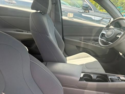 Used 2024 Hyundai Elantra SEL w/ Convenience Package FWD image 13