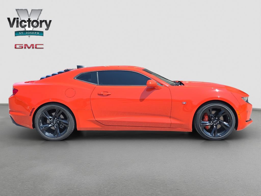 Used 2021 Chevrolet Camaro LT w/ Technology Package RWD image 16