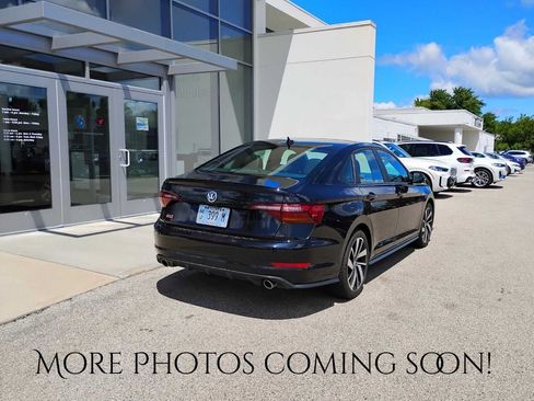 Used 2019 Volkswagen Jetta GLI Autobahn FWD image 3