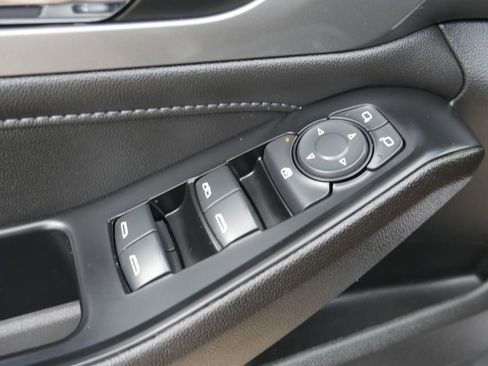 Used 2023 Chevrolet Traverse LT w/ Midnight/Sport Edition AWD/4WD image 31